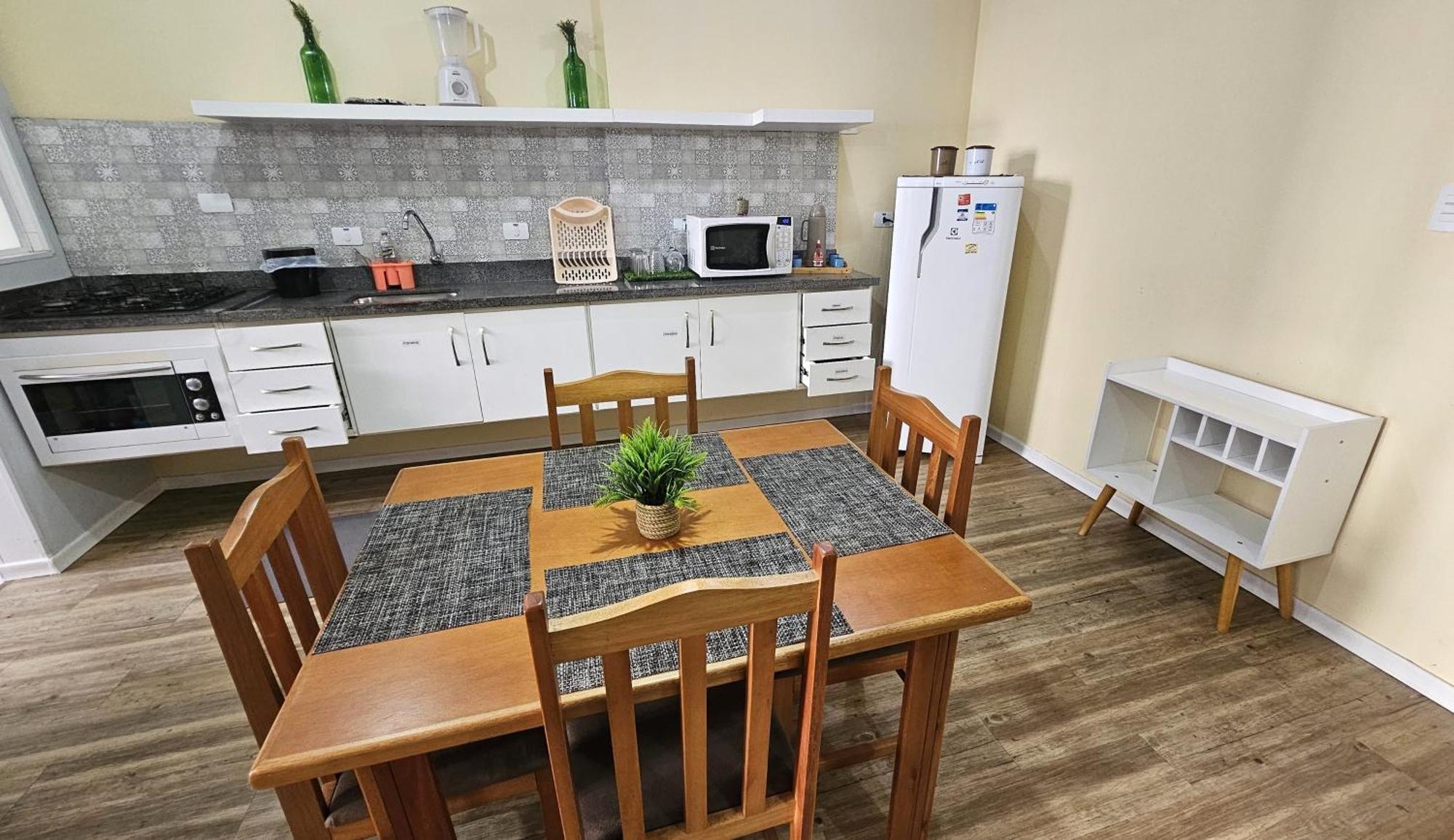 Lindo Ap - Praia Das Pitangueiras - Guaruja Appartement Buitenkant foto